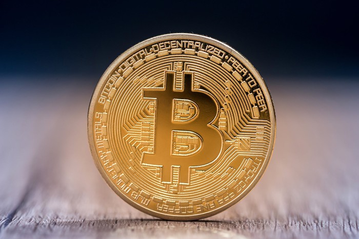 The crisis has come and Bitcoin is falling - But what about Bitcoin after the crisis?
