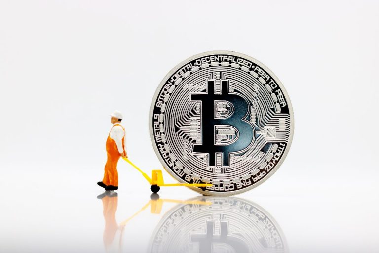 1000 bitcoin of the “Satoshi Era” have been moved