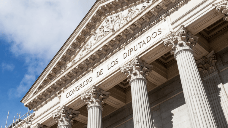 Bitcoin for Spain’s Congress: BTC Sent to 350 Spanish Parliament Members