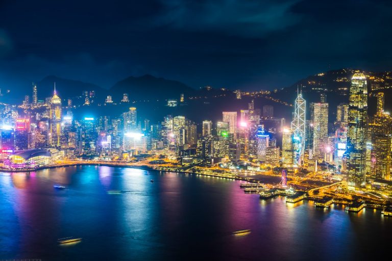 Hong Kong, licences for crypto trading platforms