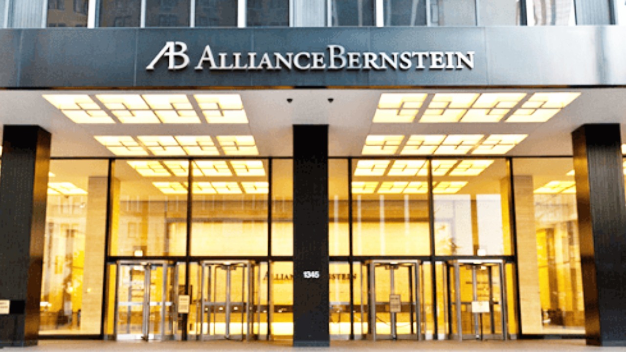 Alliance Bernstein Tells Clients Bitcoin Has A Role In Asset Allocation ...