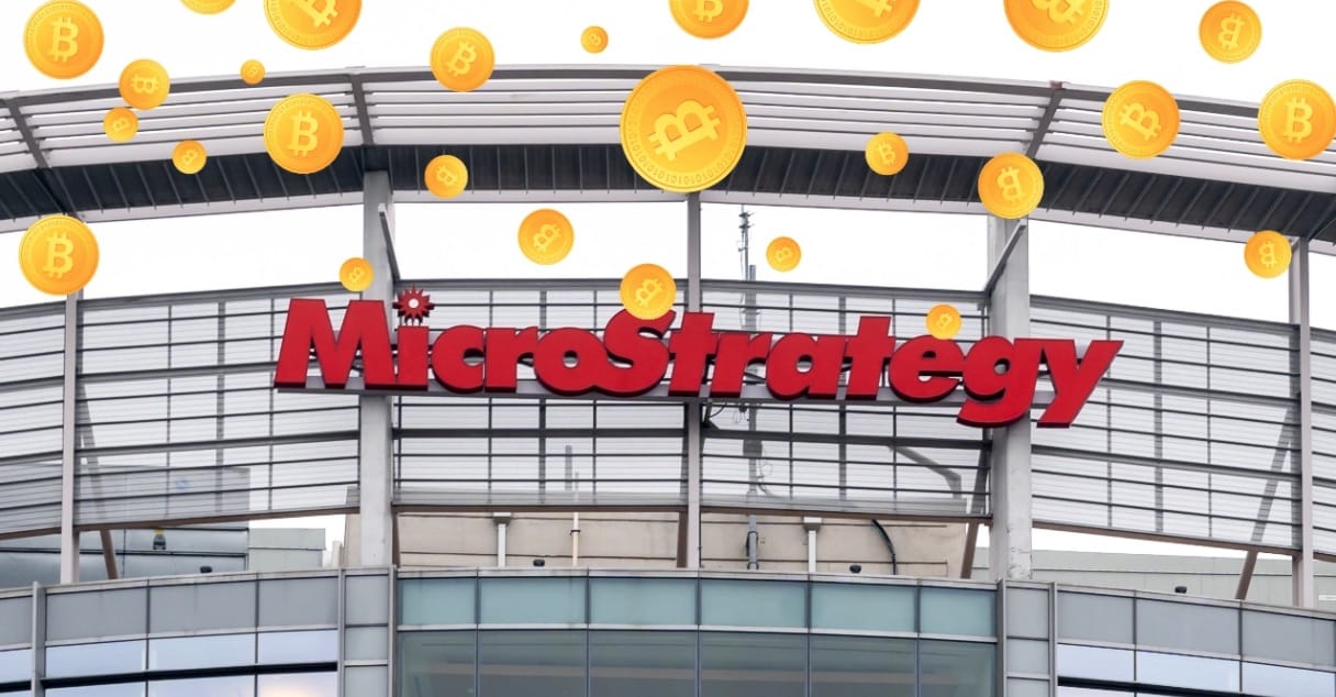 Microstrategy goes into debt in order to buy Bitcoin with their capital!