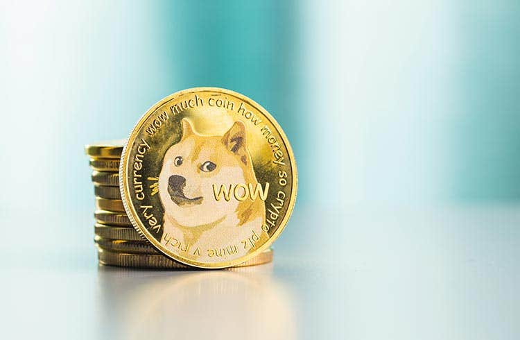 The creator of Dogecoin sells his personal NFT collection from the DOGE project