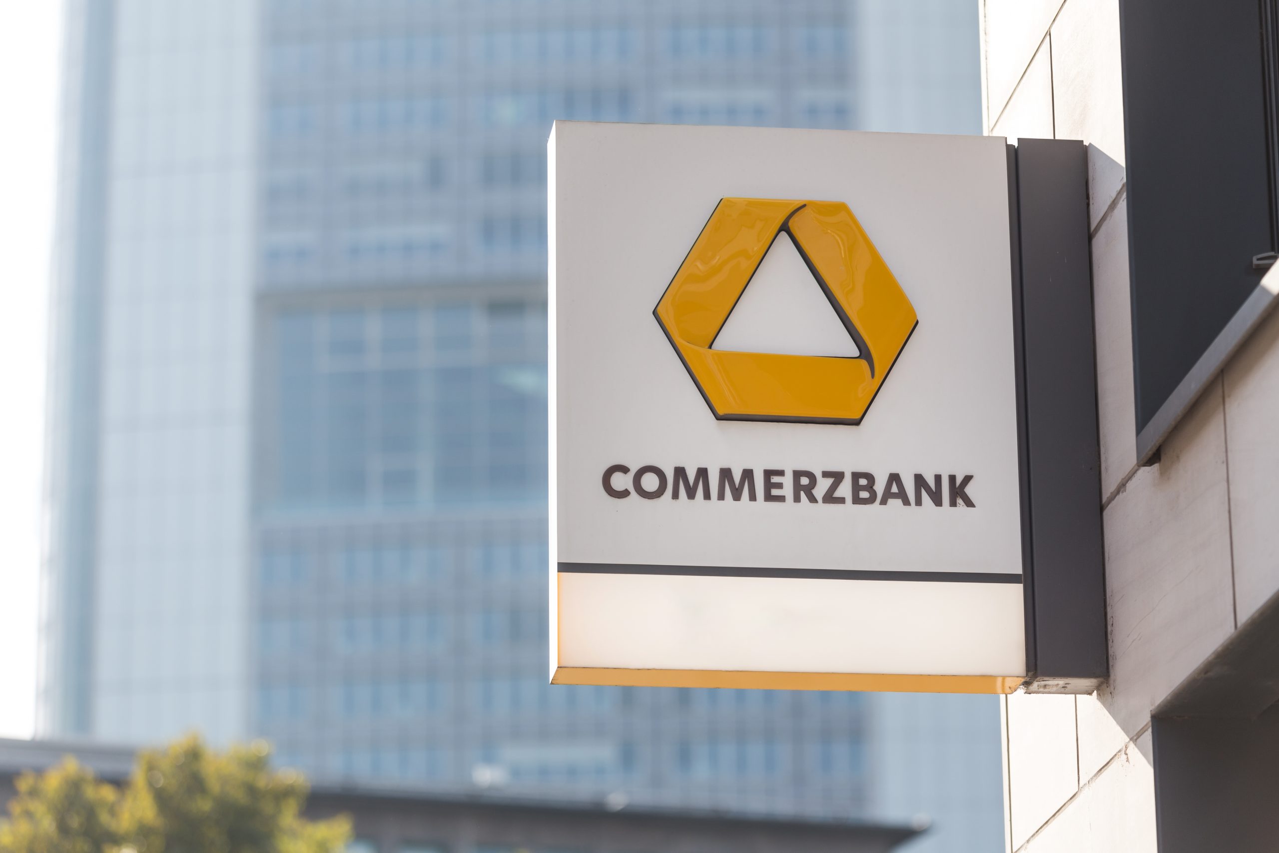 Custodial license applied for: Commerzbank is pushing into the crypto business