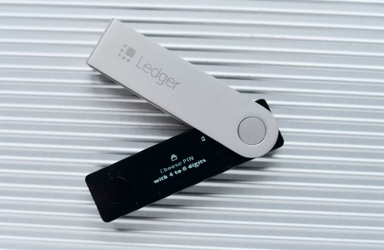 Ledger partners with The Sandbox and will debut in the metaverse