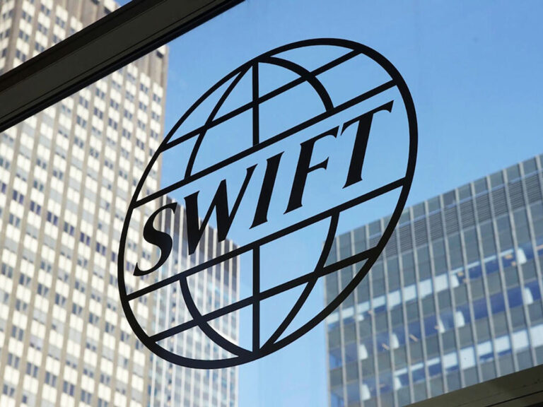 SWIFT to begin pilot operation of digital asset transactions for banks starting in 2025